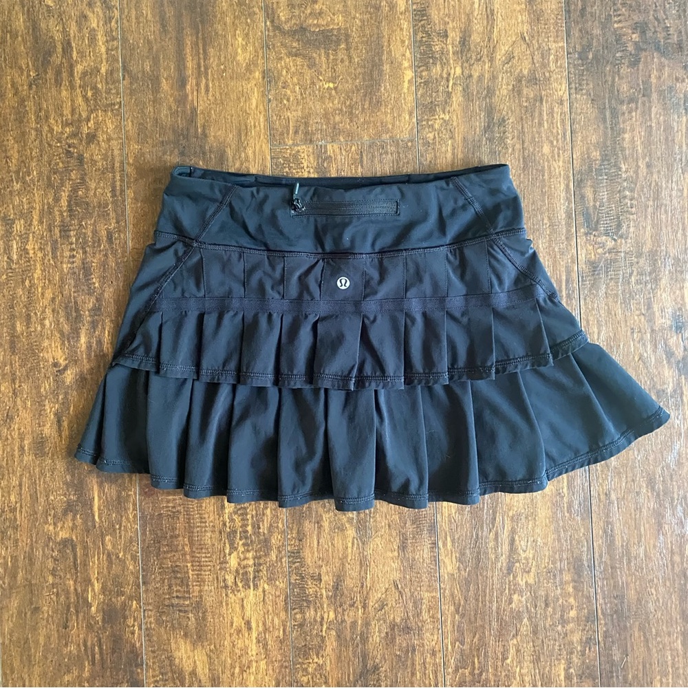 Lululemon ruffle tennis skirt